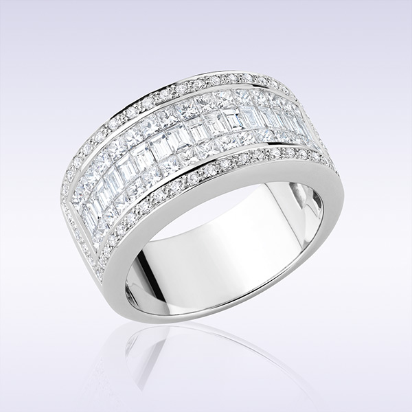 Bague « Camélia » or blanc et diamants