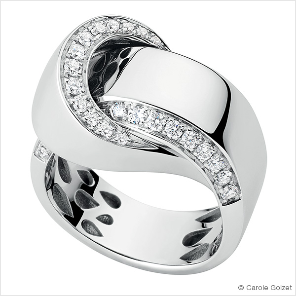 Bagues « Pensée » Or rose, saphirs roses et diamants or blanc saphirs bleus et diamants