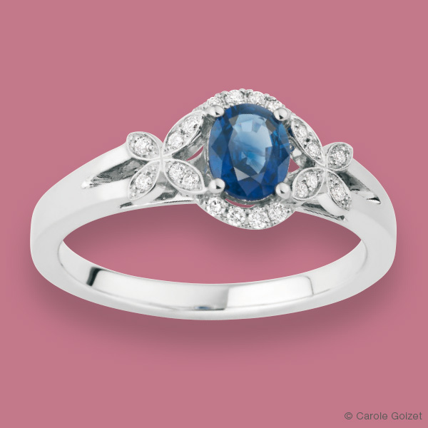 Bague « Magnolia » Or gris, diamants et saphir