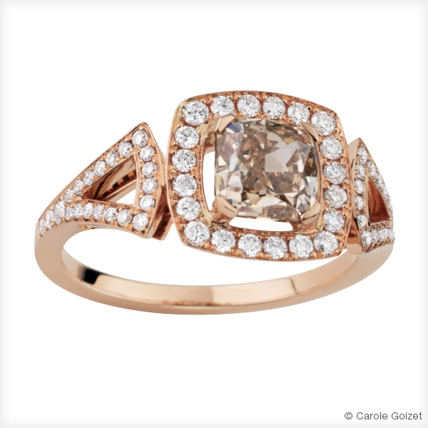 Bague « Rue de la Paix » Or rose, diamants blanc et diamant champagne