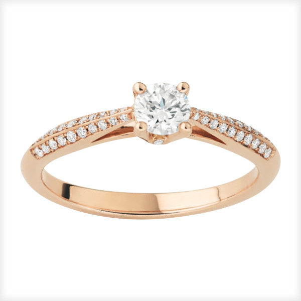 Solitaire « Paris Éternelle » Or rose et diamants.
