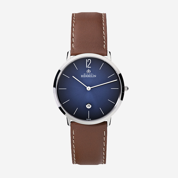 Grande Ronde Acier Date / Cuir